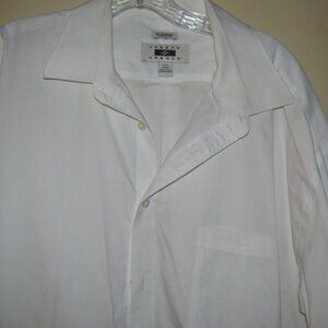 UNISEX - NO WRINKLES - CLASSIC FIT - SHIRT - SIZE 7 1/2 OR 34/35
